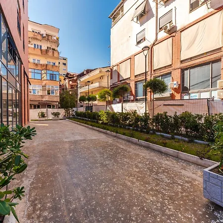 דירה Gallery By *